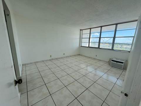 2025 NE 164th Street 601, North Miami Beach FL - photo 7 of 12