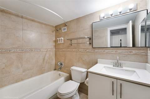 19201 Collins Ave 827, Sunny Isles Beach FL - photo 8 of 15