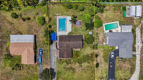 1475 NW 19 St, Homestead FL - photo 11 of 59