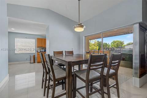1475 NW 19 St, Homestead FL - photo 19 of 59
