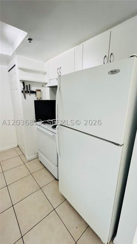 2415 NW 16th St Rd 603-1, Miami FL - photo 13 of 27