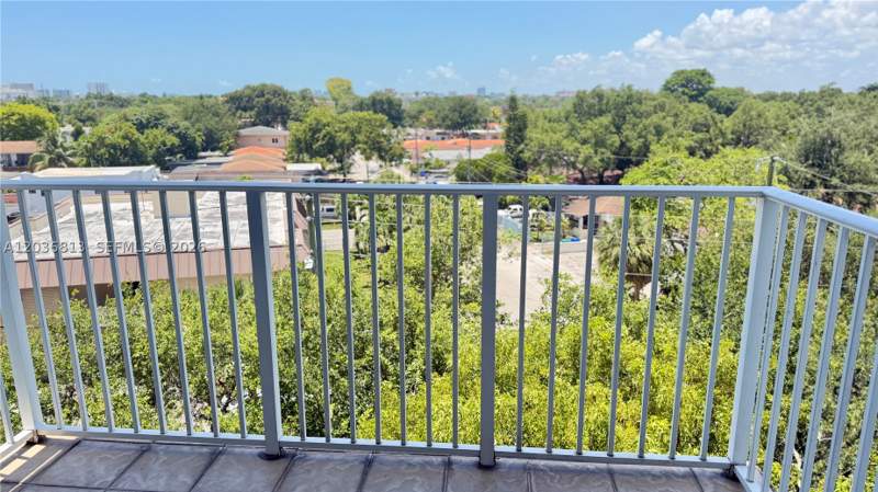 2 bedroom Condominium at 2415 NW 16th St Rd 603-1, River Run South Condo, Miami — photo 3