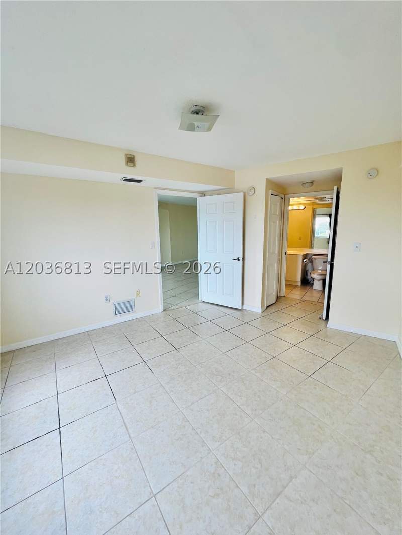 2 bedroom Condominium at 2415 NW 16th St Rd 603-1, River Run South Condo, Miami — photo 5