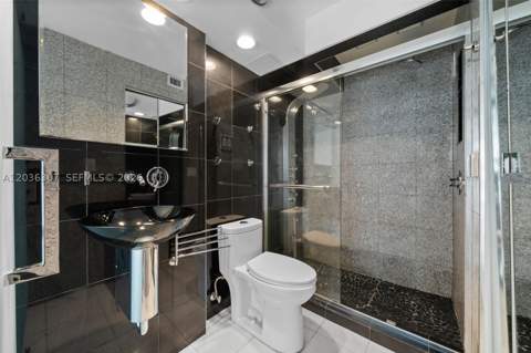 1228 West Ave 604, Miami Beach FL - photo 13 of 29