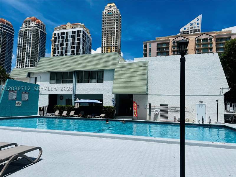 1 bedroom Condominium at 17570 Atlantic Blvd 206, Avila Condo, Sunny Isles Beach — photo 2