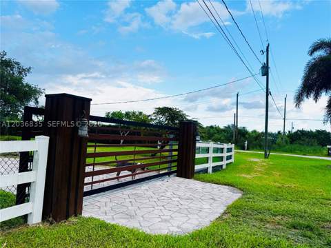 21217 SW 160 St, Miami FL - photo 6 of 98