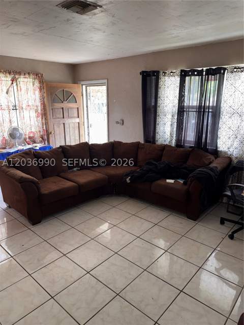 7725 NW 14th Ave, Miami FL - photo 6 of 9
