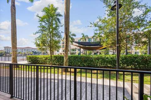4636 NW 84th Ave 13, Doral FL - photo 6 of 58