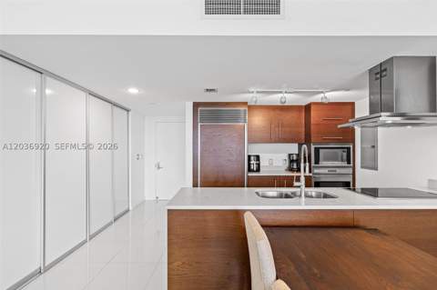 495 Brickell Ave 905, Miami FL - photo 19 of 52