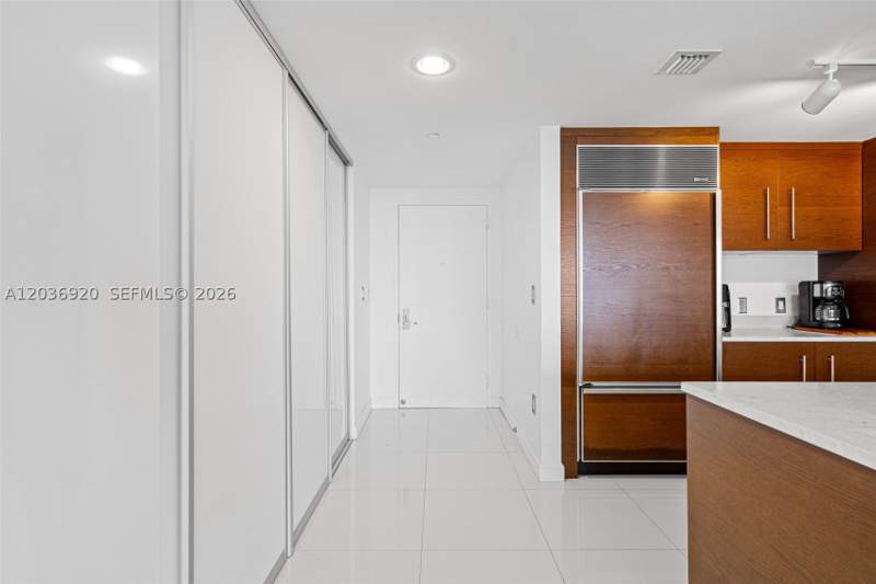 2 bedroom Condominium at 495 Brickell Ave 905, Icon Brickell No Two, Miami — photo 4