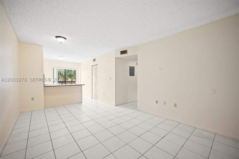 2 bedroom Condominium at 5490 W 21st Ct 310, Alameda Tower 5 Condo, Hialeah — photo 3