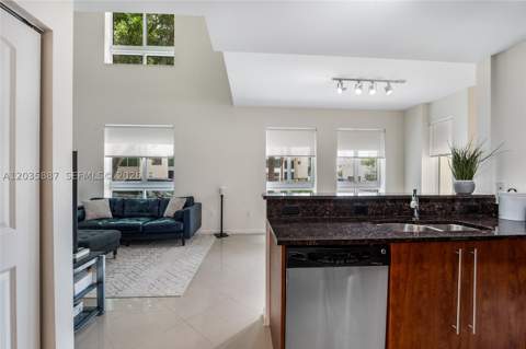 7375 SW 90th St Th107, Miami FL - photo 8 of 18
