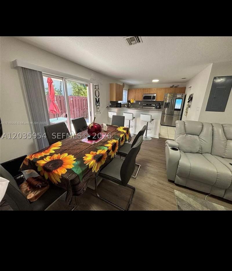 3 bedroom Townhouse at 13982 SW 260th St 104, Cedars Woods Homes Condo, Homestead — photo 2