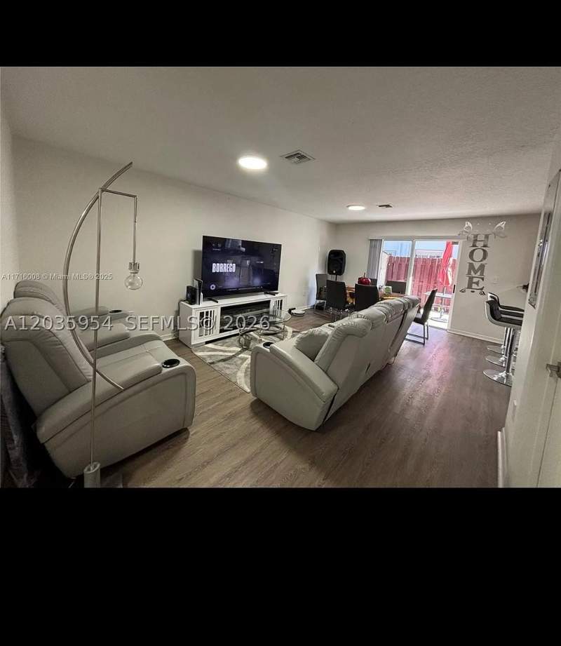 3 bedroom Townhouse at 13982 SW 260th St 104, Cedars Woods Homes Condo, Homestead — photo 4