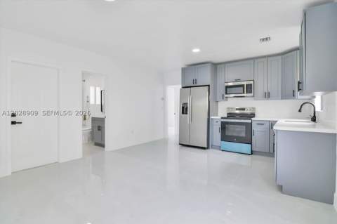 85 SW 30th Ave, Miami FL - photo 10 of 36