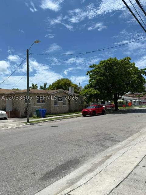 1269 NW 4th St, Miami FL - photo 8 of 11