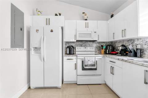 13572 SW 285th Ter, Homestead FL - photo 13 of 51