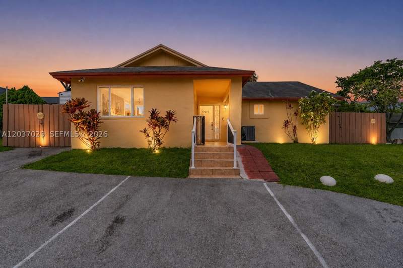 3 bedroom SingleFamilyResidence at 13572 SW 285th Ter, Country Star Sec 1, Homestead — photo 3