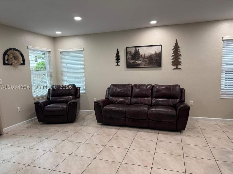 4 bedroom SingleFamilyResidence at 12145 SW 249th St, Bay Gardens, Homestead — photo 3