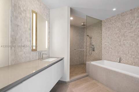 68 SE 6th St 3301, Miami FL - photo 12 of 18