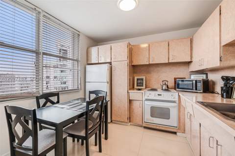 3 Island Ave 14A, Miami Beach FL - photo 13 of 35