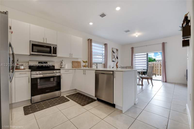 3 bedroom Townhouse at 23105 SW 128th Pl, Siena Reserve, Miami — photo 5
