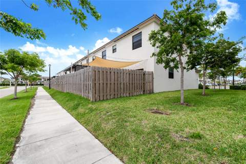 23105 SW 128th Pl, Miami FL - photo 8 of 24