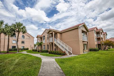 15780 SW 106th Ter 107, Miami FL - photo 17 of 43