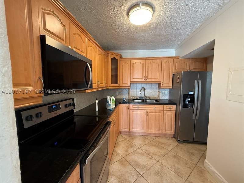 1 bedroom Condominium at 2025 NE 164th St 507, Crestview Towers Condo, North Miami Beach — photo 3