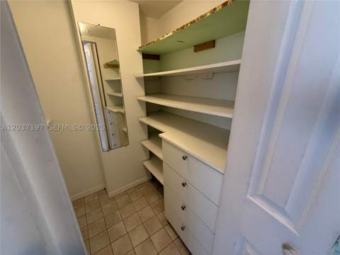 2025 NE 164th St 507, North Miami Beach FL - photo 6 of 8