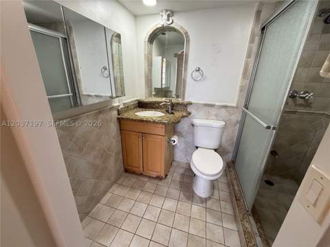 2025 NE 164th St 507, North Miami Beach FL - photo 7 of 8