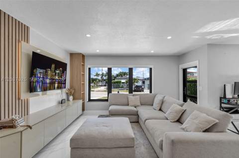 11 W 59th St, Hialeah FL - photo 9 of 38