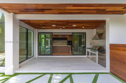 43 NW 42nd St, Miami FL - photo 13 of 54
