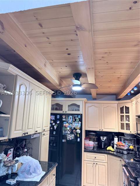 1975 W 44th Pl 401, Hialeah FL - photo 10 of 18