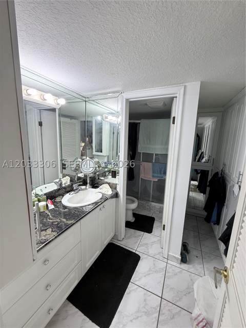 1975 W 44th Pl 401, Hialeah FL - photo 12 of 18