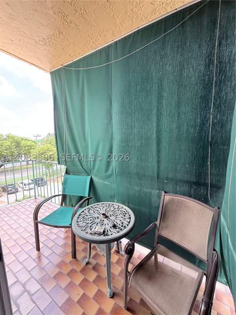 1975 W 44th Pl 401, Hialeah FL - photo 16 of 18