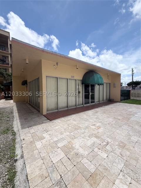 1975 W 44th Pl 401, Hialeah FL - photo 18 of 18