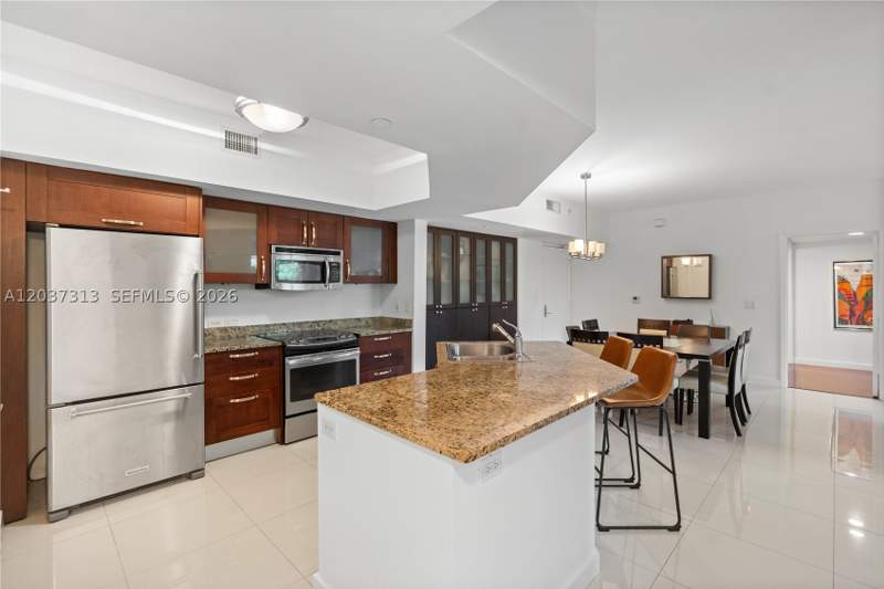 3 bedroom Condominium at 20000 E Country Club Dr 306, Turnberry Vlg No Tower Co, Aventura — photo 3