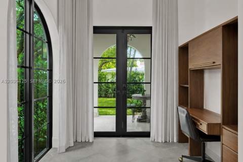 545 San Antonio Ave, Coral Gables FL - photo 16 of 48