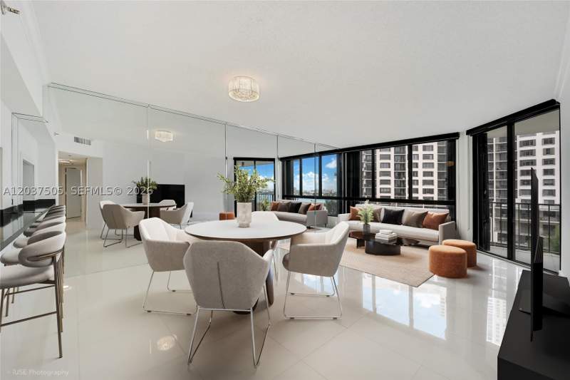 2 bedroom Condominium at 520 Brickell Key Dr A802, BRICKELL KEY ONE CONDO, Miami — photo 1