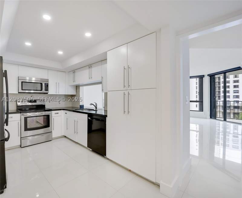 2 bedroom Condominium at 520 Brickell Key Dr A802, BRICKELL KEY ONE CONDO, Miami — photo 5