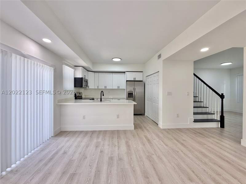 3 bedroom Townhouse at 5230 NW 109th Ave 7, Veranda At Doral Condo No, Doral — photo 3