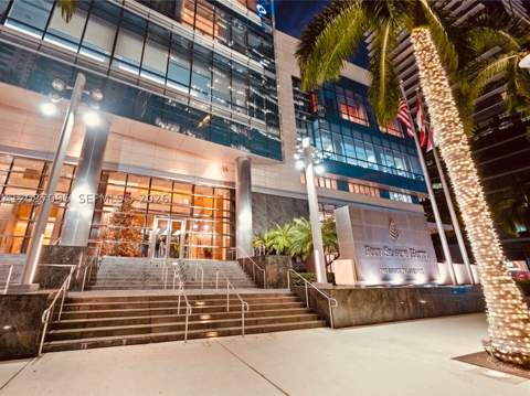 1435 Brickell Ave 3412, Miami FL - photo 17 of 34