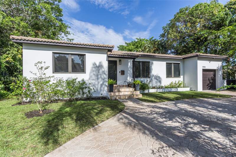 3 bedroom SingleFamilyResidence at 10550 NE 3rd Ct, First Addn Pasadena Pk, Miami Shores — photo 2