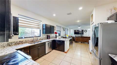 174 SE 35th Ave, Homestead FL - photo 17 of 74