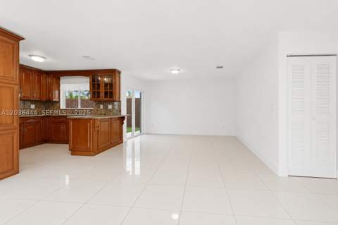 13263 SW 9th Ter, Miami FL - photo 12 of 39