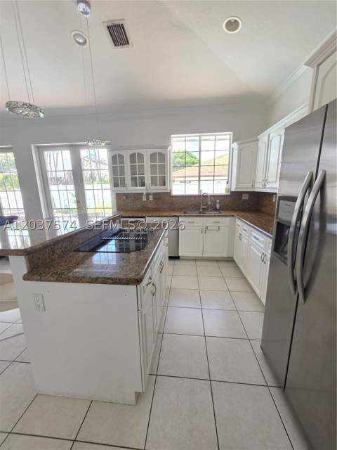 14291 SW 34th St, Miami FL - photo 9 of 36