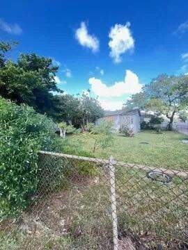 2 bedroom SingleFamilyResidence at 6312 NW 17th Avenue, Liberty City, Miami — photo 3