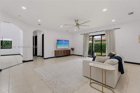 7504 SW 188th Ter, Cutler Bay FL - photo 14 of 60