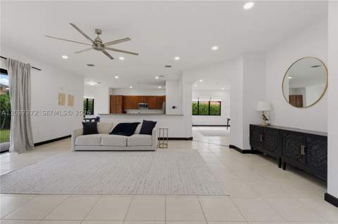 7504 SW 188th Ter, Cutler Bay FL - photo 17 of 60